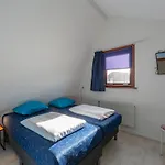 Holiday home Yperhof 66 For 6 Guests On Cost Julianadorp