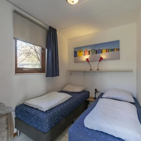 Coastal Haven 6-person In *