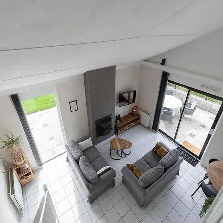 Hébergement de vacances Yperhof 66 For 6 Guests On Cost