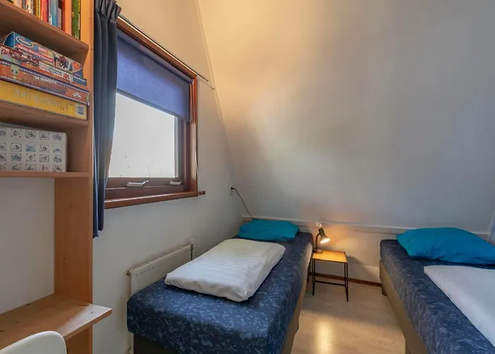 Yperhof 66 For 6 Guests On Cost * Julianadorp