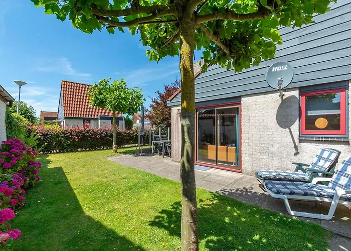 Yperhof 66 For 6 Guests On Cost