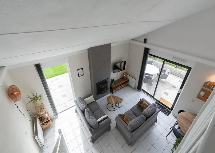 Vakantiehuis Yperhof 66 For 6 Guests On Cost