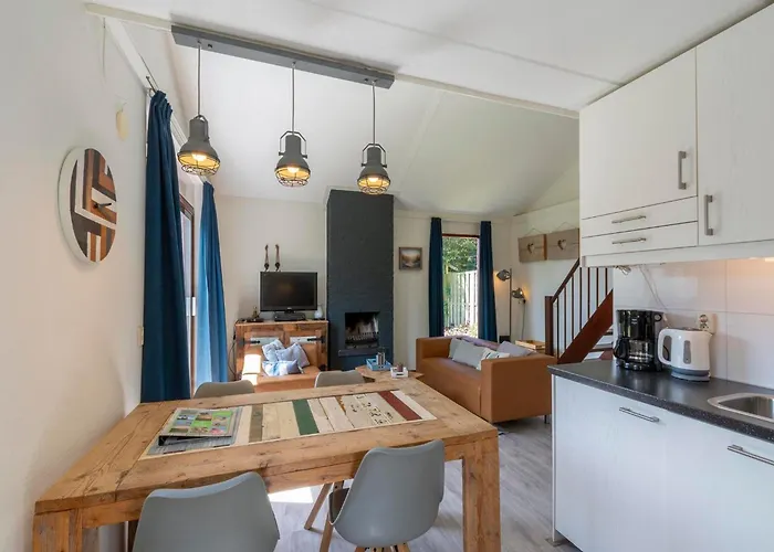 Yperhof 66 For 6 Guests On Cost Julianadorp