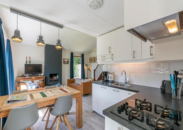 Yperhof 66 For 6 Guests On Cost Julianadorp